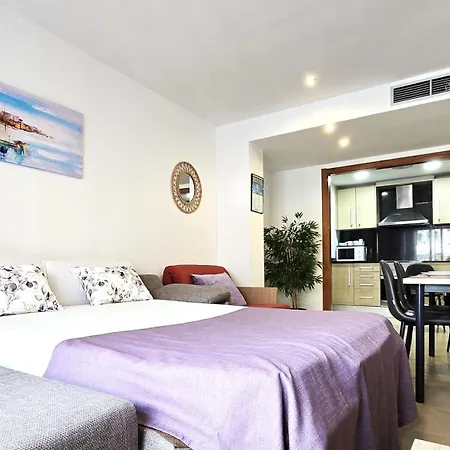 Nexthome Town Center & Pool Apartment *