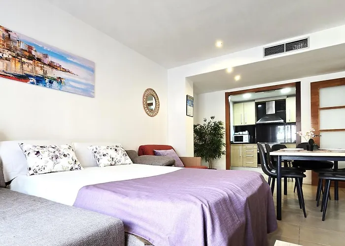 Nexthome Town Center & Pool Apartment *